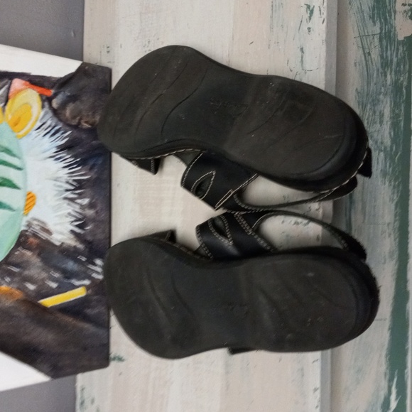 Clarks collection soft cushion, black, Velcro Sandals - Picture 7 of 10